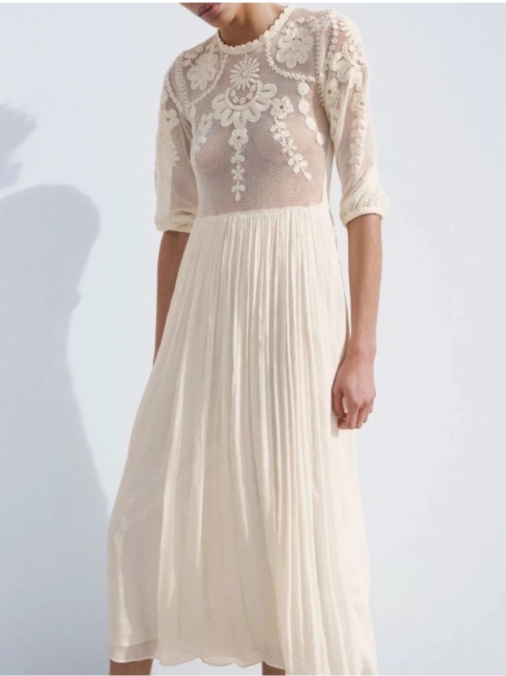 ZARA $109 WOMAN ZW COLLECTION EMBROIDERED
DRESS ECRU 6895/044